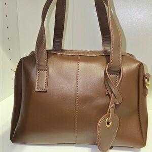 Elegant Brown Leather Handbag